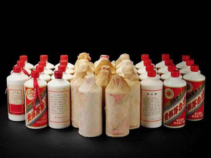 桐柏日照岚山回收酒价格哪里回收(附近上门回收茅台酒）?